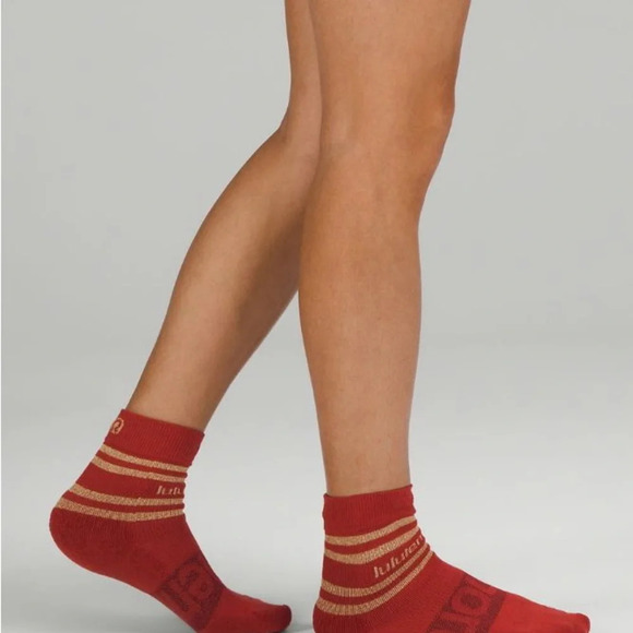 🆕❤️ Lululemon Daily Stride Mid Crew Sock Shine - Cayenne - Picture 5 of 5